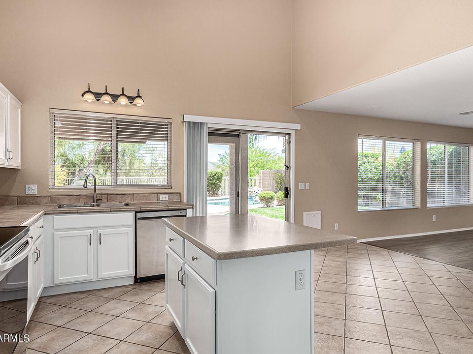 4426 E Coyote Wash Dr, Cave Creek, AZ 85331
