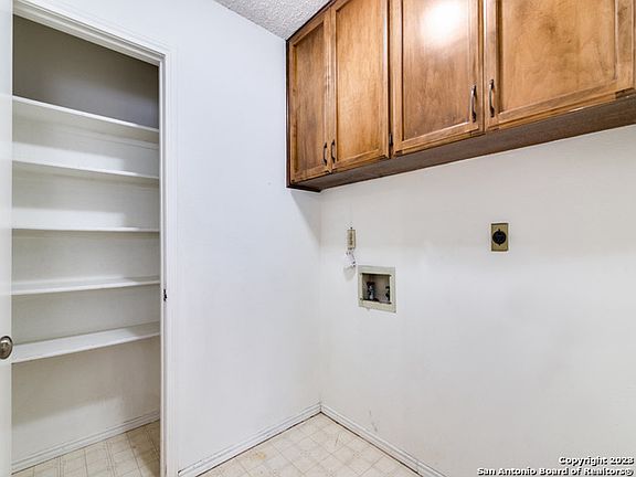 15302 PEBBLE PATH, San Antonio, TX 78232