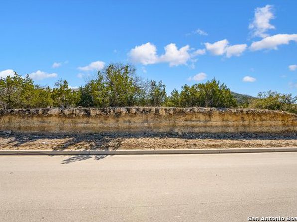 15302 PEBBLE PATH, San Antonio, TX 78232
