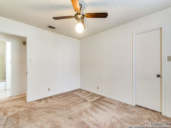 15302 PEBBLE PATH, San Antonio, TX 78232