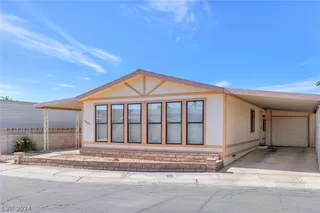 2052 Golden Arrow Dr Las Vegas, NV 89169