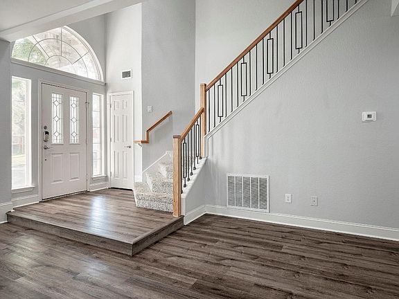 5341 Fort Concho Dr Fort Worth, TX 76137