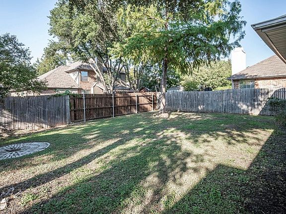 5341 Fort Concho Dr Fort Worth, TX 76137